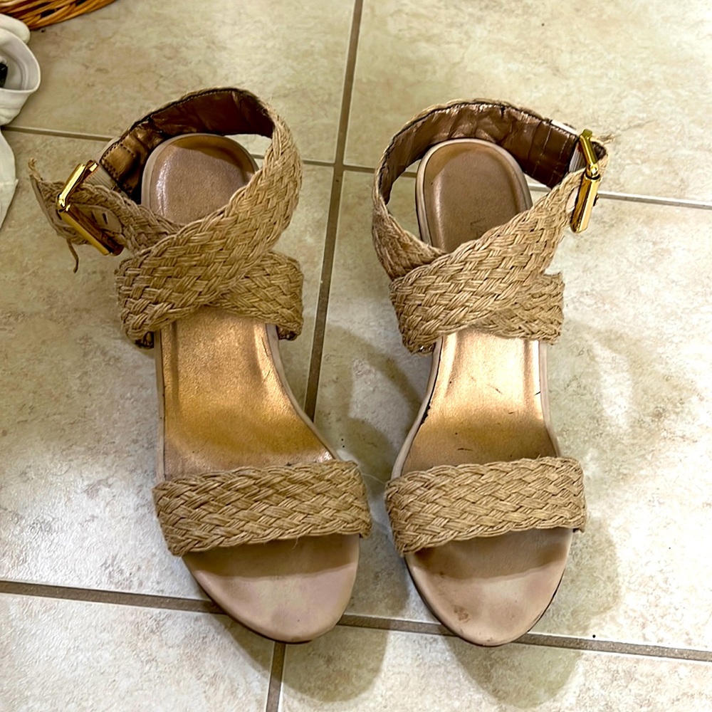 Vaneli wedge sandal